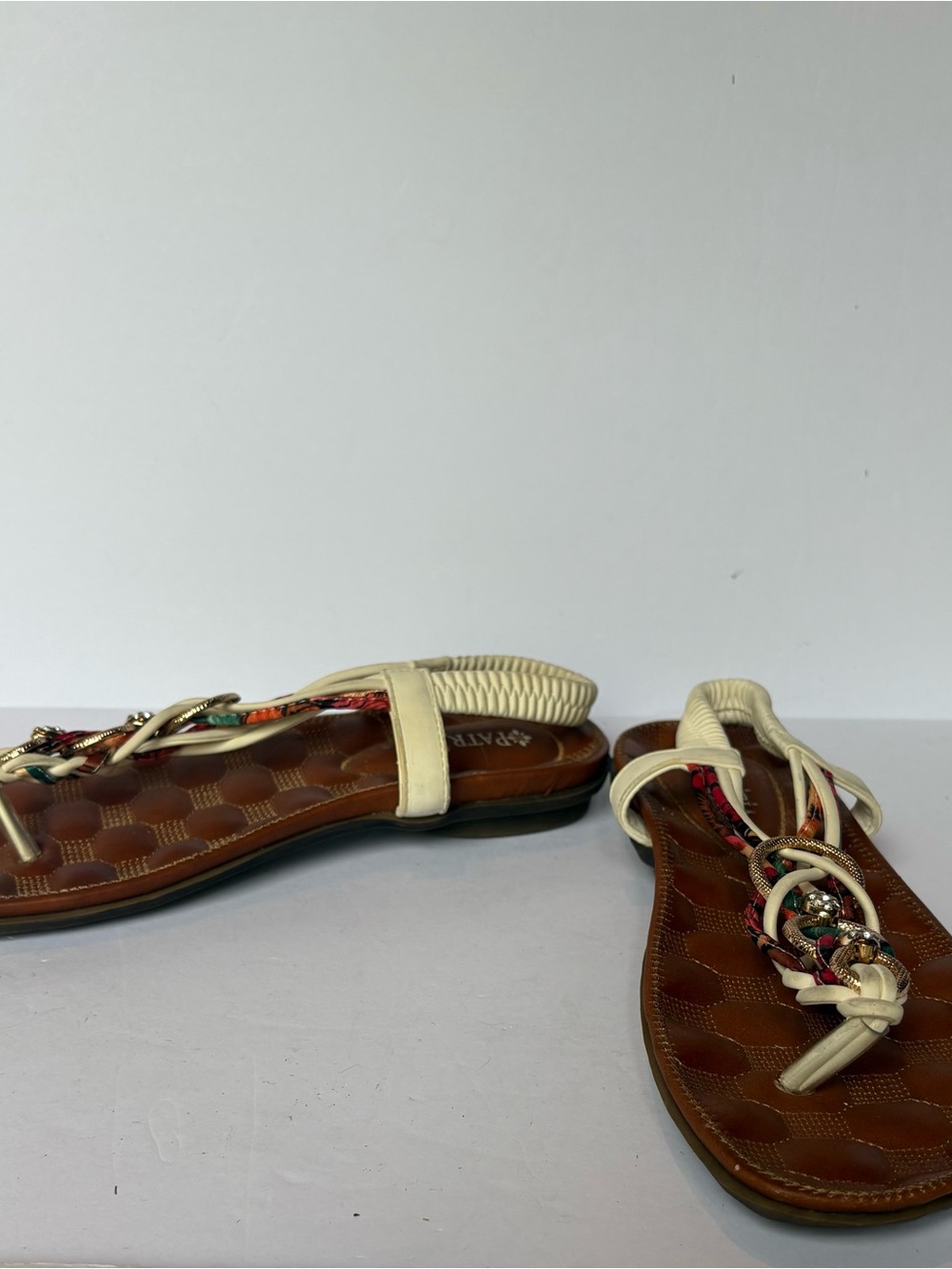 Beautiful Patrizia Women’s Cream/Gold Multi Thong Sandals Size 36